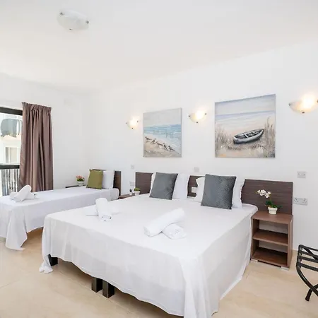 Islet Promenade Seafront 1 Bedroom Apartment With Sea View Balcony By Getawaysmalta St. Paul's Bay Exterior photo