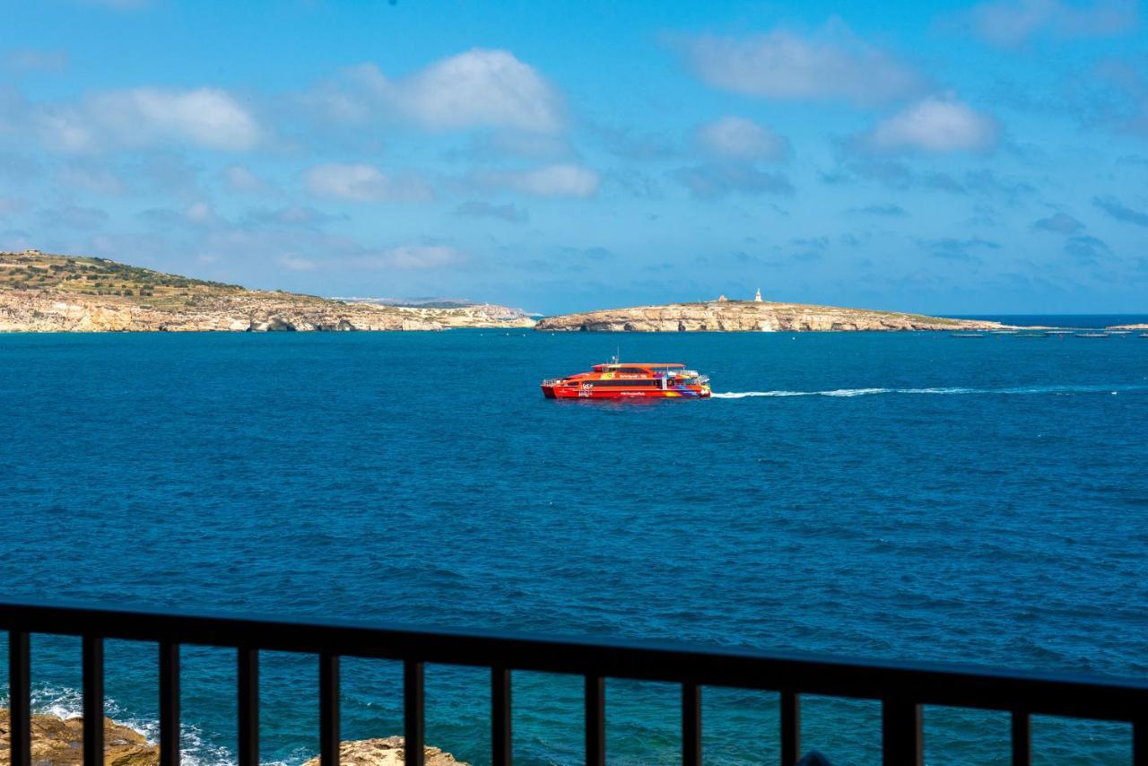 Islet Promenade Seafront 1 Bedroom With Sea View Balcony By Getawaysmalta